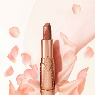 Помада Charlotte Tilbury - Look Of Love K.I.S.S.I.N.G Lipstick - Nude Romance
