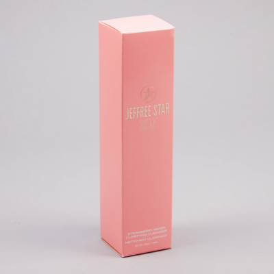 Очищающее средство для лица Jeffree Star Skin - Strawberry Water Clarifying Cleanser