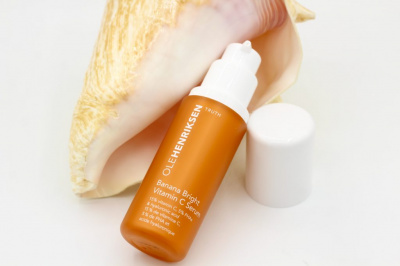 Сыворотка OLEHENRIKSEN - Banana Bright Vitamin C Serum