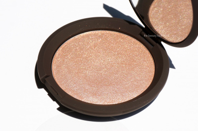 Хайлайтер-перфектор BECCA - Shimmering Skin Perfector Pressed-Champagne Pop