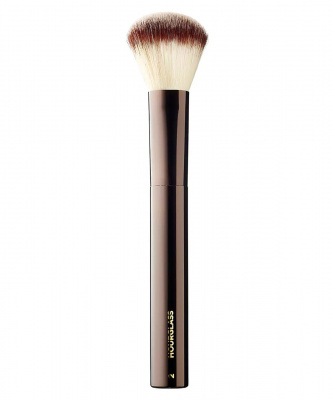 Кисть для тональной основы Hourglass - Foundation/Blush Brush No. 2
